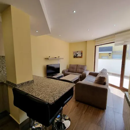 Playa Rapadoira - Bajos Con Terraza