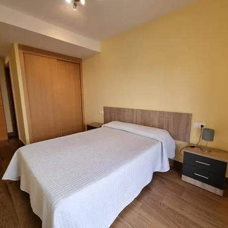 Playa Rapadoira - Bajos Con Terraza * Foz