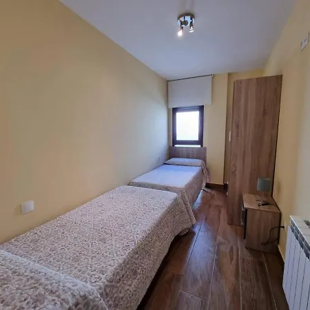 Playa Rapadoira - Bajos Con Terraza