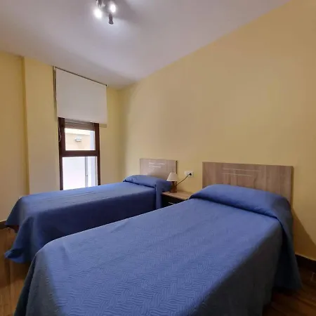 Playa Rapadoira - Bajos Con Terraza