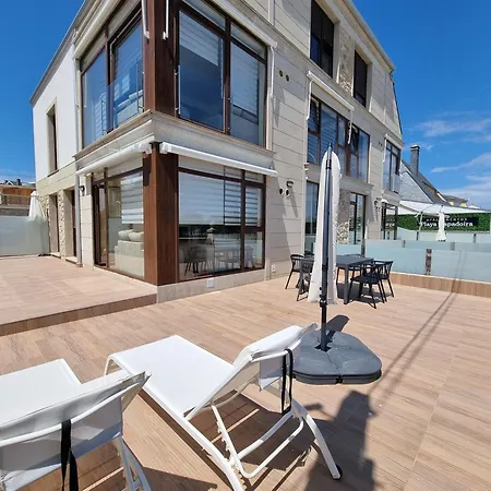 Playa Rapadoira - Bajos Con Terraza Фос