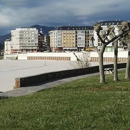 Playa Rapadoira - Bajos Con Terraza *
