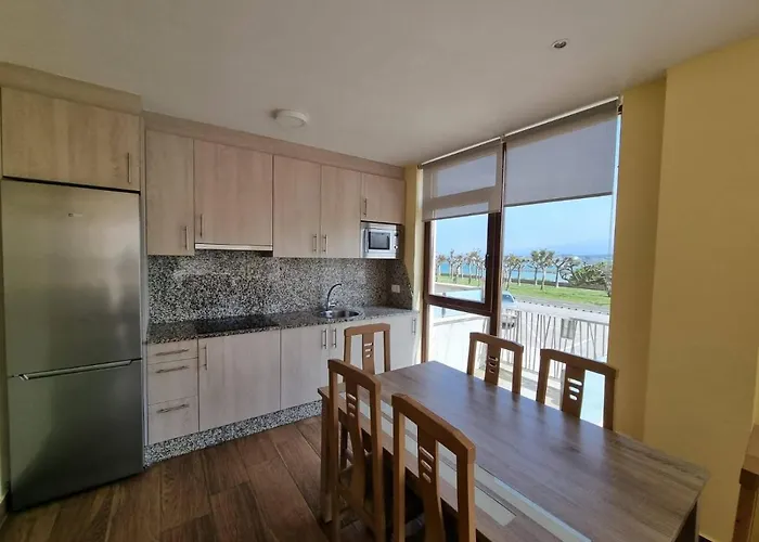 Playa Rapadoira - Bajos Con Terraza Διαμέρισμα Foz