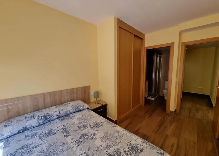 Playa Rapadoira - Bajos Con Terraza