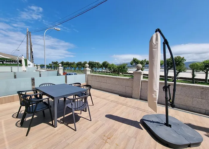 Playa Rapadoira - Bajos Con Terraza *