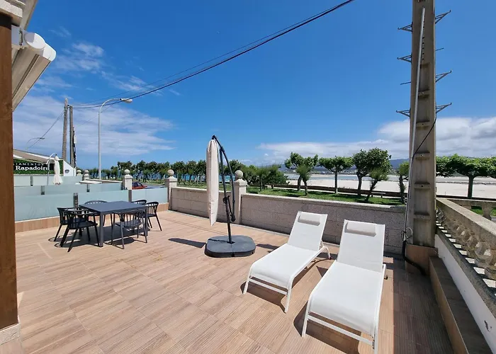 Playa Rapadoira - Bajos Con Terraza *