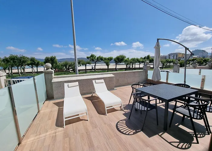 Playa Rapadoira - Bajos Con Terraza * Фос