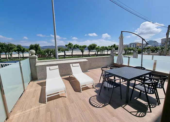 Playa Rapadoira - Bajos Con Terraza