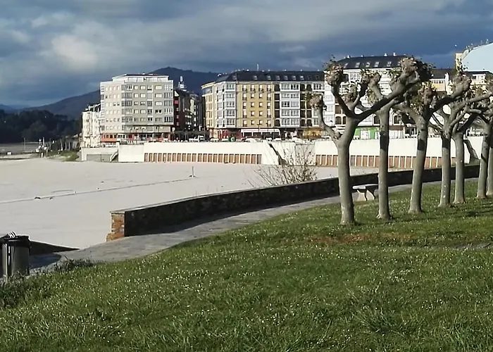 Playa Rapadoira - Bajos Con Terraza *